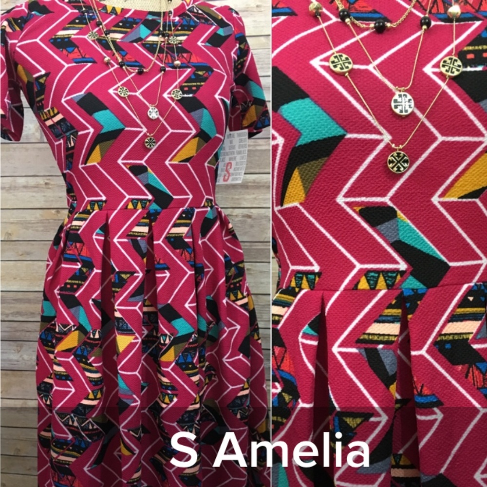 S Amelia Chevron vintage print